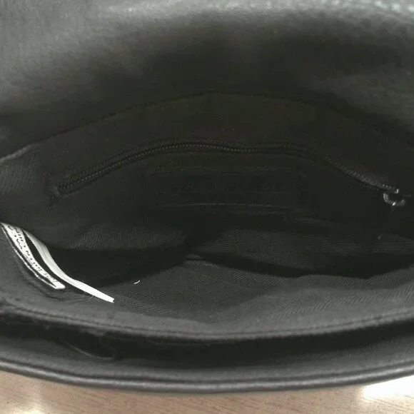 St. John's Bay Vintage Minimalist Black Leather crossbody Silver Toned Hardware - Picture 6 of 11